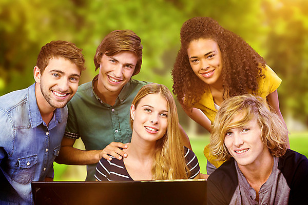 포토 JPG 해외이미지 나무 식물 백인 학생 응시 여자 교육 남자 행복 잎 학교 청소년 자연 휴식 서기 미소 앉기 풍경 초원 여러명 20대 10대 초록색 친구 학습 스터디 컴퓨터 평화 모니터 자유 정보 탐험 성장 전원 그룹 고독 땅 대학교 전자 내추럴 도피 혼혈 고등교육 해외202004 해외포토 서양인 시선 감정 컬러 다수 컨셉 관계 모션 표정 사람 청년 전자제품 전기에너지 생태계 다문화 파일형식