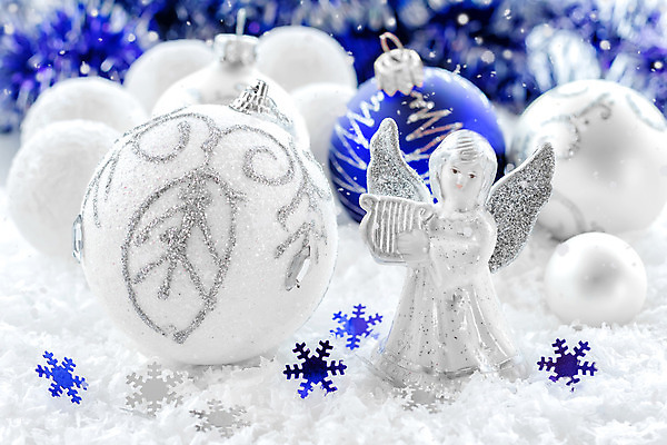 포토 JPG 해외이미지 전통 디자인 계절 행복 별 백그라운드 크리스마스장식 크리스마스 겨울 공 천사 새로움 기념 선물 사람없음 장식 빨간색 파란색 빛 축제 장식볼 흰색 축하 원형 눈송이 은색 12월 해외202004 해외포토 자연요소 도형 기념일 감정 컬러 컨셉 눈_날씨 날짜 파일형식