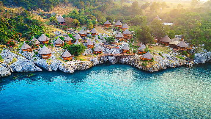 포토 JPG 해외이미지 나무 구름 바다 섬 여행 백그라운드 태국 자연 하늘 호텔 낚시 휴가 휴식 주택 건강 노르웨이 풍경 사람없음 초록색 물 여름 파란색 태양 마을 일몰 흰색 시골 만 저녁 시골집 서쪽 콘월 해외202004 해외포토 자연요소 식물 계절 유럽 아시아 컬러 컨셉 숙소 레저 건물 노을 야간 방향 생태계 파일형식