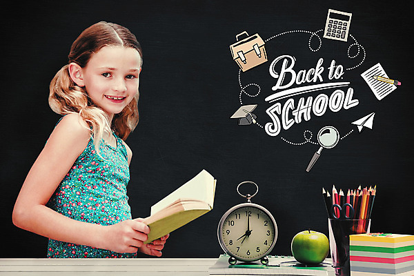 포토 JPG 해외이미지 백인 학생 여자 교육 행복 어린이 학교 초등학교 한명 서기 미소 책 학습 스터디 독서 칠판 자명종 도서관 사과 책상 교과서 소녀한명만 해외202004 해외포토 서양인 1 감정 시계 가구 과일 모션 교재 표정 사람 알람 여자한명만 소녀만 파일형식