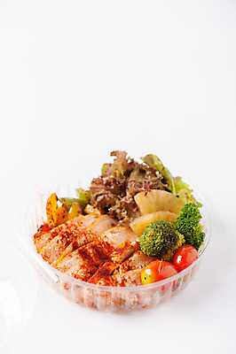 포토 JPG 해외이미지 전통 음식 백그라운드 채소 재료 파프리카 건강 요리 사람없음 상자 주방 식당 요리사 식사 저녁식사 치킨 샐러드 신선 고급 맛 그릴 가루 굽기 향신료 준비 매움 내추럴 점심식사 스타일 맛있는 해외202004 해외포토 직업 컨셉 주방용품 상점 구이 닭고기요리 향미료 파일형식