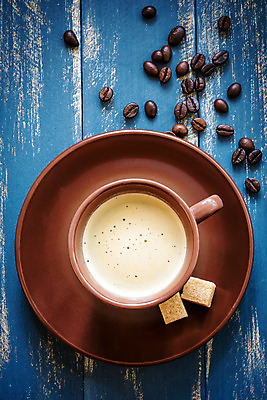 포토 JPG 해외이미지 커피 음료 음식 백그라운드 탁자 사람없음 컵 갈색 초콜릿 검은색 거품 뜨거움 액체 설탕 에스프레소 코코아 단절 카카오 해외202004 해외포토 식기 컬러 가구 디저트 파일형식