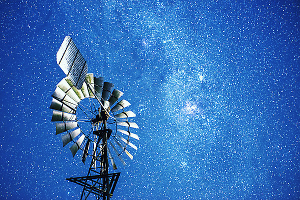 포토 JPG 해외이미지 구름 별 하늘 바람 풍경 사람없음 야외 파란색 빛 우주 환경 별자리 행성 풍차 시골 호주 야간 코스모스 은하계 전망대 천문학 성운 내추럴 전국 혜성 해외202004 해외포토 자연요소 교육 꽃 컬러 날씨 오세아니아 파일형식