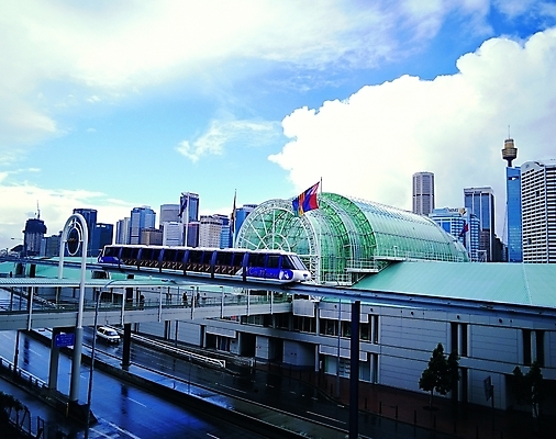 포토 주간 나무 식물 구름 해외풍경 해외 나라 도로 길 육상교통 교통수단 외국문화 백그라운드 교통 자동차 하늘 풍경 빌딩 사람없음 야외 건물 도시풍경 고층빌딩 기찻길 차도 깃발 도시 오세아니아 전철 호주 시드니 호주문화 지명 철도의날 국내포토 자연요소 건축물 문화 교통시설 대중교통 서양문화 파일형식 법정기념일