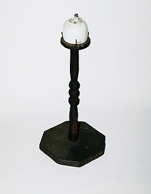 포토 한국문화 한국전통 전통 전통문화 생활용품 조명 사람없음 목재 빈티지 오브젝트 촛대 호롱불 등잔 등잔대 호롱등잔대 국내포토 나무 동양문화 문화 컨셉 재료 한국 파일형식