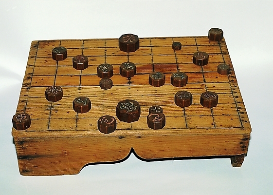 포토 한국문화 한국전통 전통 전통문화 컬러 놀이 사람없음 목재 갈색 놀이용품 게임 빈티지 게임용품 오브젝트 장기짝 장기판 국내포토 장기놀이 나무 동양문화 문화 컨셉 재료 한국 파일형식