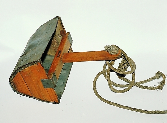 포토 한국문화 한국전통 전통 전통문화 밧줄 줄 생활용품 사람없음 목재 한개 끈 빈티지 오브젝트 바가지 두레박 물바가지 철제 국내포토 나무 1 동양문화 문화 컨셉 재료 한국 파일형식