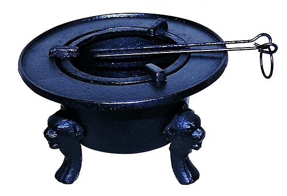 포토 한국문화 한국전통 전통 전통문화 생활용품 사람없음 검은색 도구 꼬챙이 난방기 철 오브젝트 화로 놋 삼발놋화로 국내포토 동양문화 그릇 문화 컬러 주방용품 한국 난방용품 파일형식