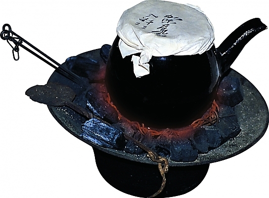 포토 한국문화 한국전통 전통 전통문화 의학 의료기기 사람없음 치료 약 한의학 한약재 의료용품 꼬챙이 한약 오브젝트 숯 숯불 약탕기 한방용품 국내포토 동양문화 문화 주방용품 한국 약재 파일형식