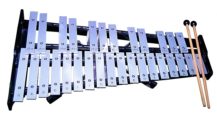 포토 JPG 문자 기호 알파벳 영어 악기 음악 컬러 타악기 사람없음 금속 은색 오브젝트 실로폰 실로폰채 국내포토 재질 문화예술 파일형식