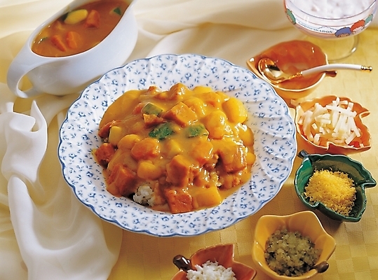 포토 JPG 그릇 접시 음식 외국문화 밥 디저트 서양음식 사람없음 인도문화 인도음식 카레라이스 동남아음식 국내포토 동양문화 식기 문화 인도_나라 카레 동양음식 파일형식