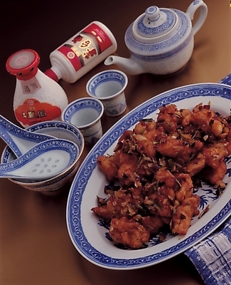 포토 JPG 그릇 접시 음식 외국문화 술잔 중국문화 요리 사람없음 중식 치킨 안주 깐풍기 술주전자 국내포토 동양문화 식기 문화 잔 닭고기요리 파일형식