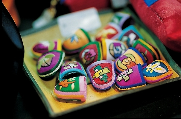 포토 JPG 전통 컬러 생활용품 손가락 사람없음 보호 바느질 골무 국내포토 손 컨셉 오브젝트 파일형식