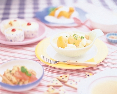 포토 JPG 그릇 접시 음식 서양음식 요리 사람없음 케이크 샐러드 감자샐러드 국내포토 식기 디저트 파일형식