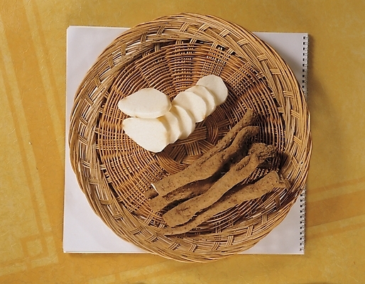 포토 JPG 음식 의학 뿌리채소 요리 사람없음 치료 약 바구니 소쿠리 한의학 약재 한약재 한약 뿌리 마 국내포토 채소 파일형식