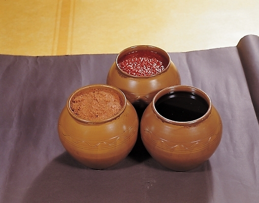 포토 JPG 음식 식재료 사람없음 항아리 양념 된장 고추장 장 간장 국내포토 도자기 파일형식