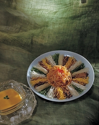 포토 JPG 그릇 식기 접시 한식 음식 외국문화 채소 중국문화 요리 사람없음 중식 무침 해파리 냉채 해파리냉채 국내포토 동양문화 문화 자포동물 파일형식