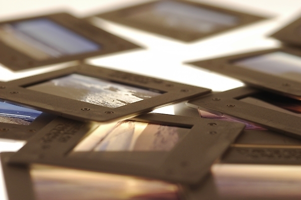 포토 JPG 스튜디오촬영 생활용품 실내 근접촬영 사람없음 아웃포커스 전자제품 하이앵글 카메라 필름 여러장 필름사진 국내포토 뷰포인트 다수 촬영기법 내부 오브젝트 파일형식