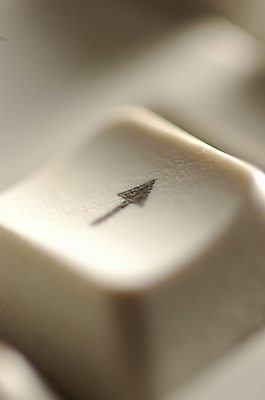 포토 JPG 스튜디오촬영 화살표 실내 근접촬영 사람없음 하이앵글 컴퓨터용품 사무용품 키보드 입력장치 방향 국내포토 뷰포인트 문구용품 내부 오브젝트 파일형식