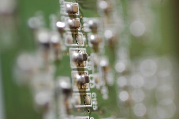 포토 JPG 과학 첨단산업 근접촬영 사람없음 아웃포커스 하이앵글 부속품 회로판 하이테크 반도체 산업재료 전자 다이오드 집적회로 국내포토 산업 뷰포인트 기술 촬영기법 오브젝트 파일형식