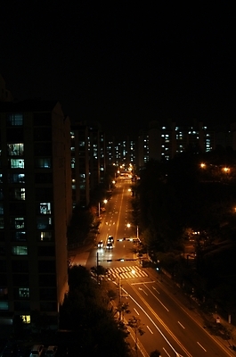 포토 JPG 도로 백그라운드 야경 거리 사람없음 야외 도시 장노출 라이트효과 국내포토 길 교통시설 촬영기법 야간 파일형식 효과 풍경_경치