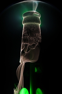 포토 JPG 백그라운드 술병 사람없음 컴퓨터그래픽 그래픽 인테리어 병 신비 맥주병 야광 국내포토 식기 디자인 컨셉 병_용기 맥주 주류 빛 파일형식