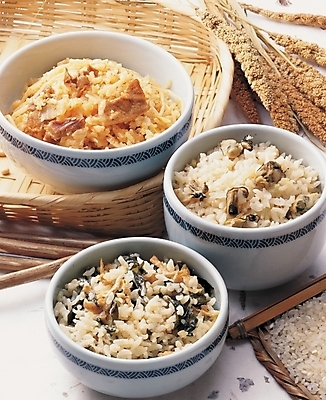 포토 JPG 한국문화 한국전통 전통 웰빙 한식 음식 밥 요리 사람없음 바구니 소쿠리 굴밥 영양밥 해물밥 국내포토 동양문화 한국 파일형식