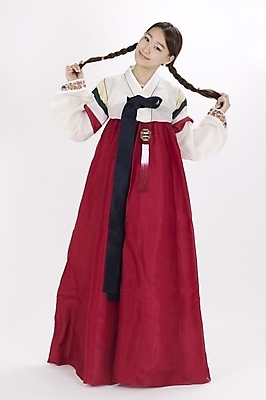 포토 JPG 스튜디오촬영 전신 모델 한국전통 여자 명절 포즈 모션 실내 표정 한명 서기 사람 20대 성인 한국인 전통의상 한복 여자만 여자한명만 성인여자만 청년만 청년여자만 성인한명만 청년여자한명만 성인여자한명만 성인만 국내포토 1 전통 기념일 한국 동양인 청년 내부 파일형식