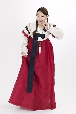 포토 JPG 스튜디오촬영 전신 모델 한국전통 여자 명절 포즈 모션 실내 표정 한명 서기 사람 20대 성인 한국인 전통의상 한복 여자만 여자한명만 성인여자만 청년만 청년여자만 성인한명만 청년여자한명만 성인여자한명만 성인만 국내포토 1 전통 기념일 한국 동양인 청년 내부 파일형식