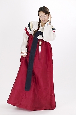 포토 JPG 스튜디오촬영 전신 모델 한국전통 여자 명절 포즈 모션 새해 실내 표정 한명 서기 사람 20대 성인 설날 한국인 전통의상 한복 여자만 여자한명만 성인여자만 청년만 청년여자만 성인한명만 청년여자한명만 성인여자한명만 성인만 국내포토 1 전통 기념일 한국 동양인 청년 내부 파일형식