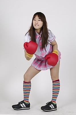 포토 JPG 스튜디오촬영 전신 모델 긴머리 여자 포즈 운동화 신발 장신구 모션 청소년 생머리 입모양 넥타이 양말 실내 표정 허리숙이기 윙크 한명 서기 사람 손짓 10대 치마 귀걸이 권투 한국인 미니스커트 글러브 권투글러브 니삭스 여자만 여자한명만 십대만 십대여자만 십대여자한명만 입술깨물기 국내포토 모양 1 헤어스타일 잡화 스포츠용품 장갑 하의 숙이기 동양인 내부 격투기 입 파일형식