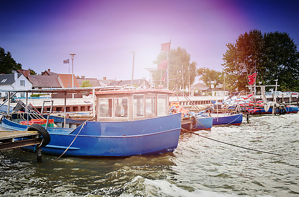 포토 JPG 해외이미지 전통 유럽 산업 아시아 문화 바다 섬 여행 겨울 교통시설 자연 하늘 낚시 휴가 주택 항해 노르웨이 어류 풍경 사람없음 빨간색 물 여름 파란색 컬러풀 태양 마을 항구 흰색 만 보트 지중해 장면 낚시꾼 포트 해외202004 해외포토 자연요소 계절 나라 컬러 교통 배_교통 레저 건물 수중동물 시설 생태계 파일형식