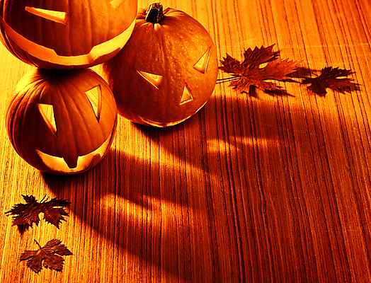 포토 JPG 해외이미지 전통 계절 음식 조각 백그라운드 잎 채소 촛불 호박 그림자 미소 웃음 사람없음 목재 장식 빛 노란색 파티 어둠 할로윈 가을 등불 램프 야간 오브젝트 잭 10월 잭오랜턴 국경 해외202004 해외포토 자연요소 나무 식물 컬러 재료 초 조명 표정 이벤트 날짜 파일형식