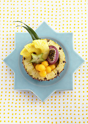 포토 JPG 해외이미지 음식 조각 다이어트 오렌지 과일 디저트 건강 사탕 키위 요리 동양인 사람없음 초록색 컬러풀 갈색 어둠 우유 흰색 대접 신선 달콤 맛 멜론 설탕 먹기 레몬 파인애플 유기농 라임 코코넛 모음 비타민 섞기 이국적 맛있는 해외202004 해외포토 웰빙 컬러 컨셉 모션 유제품 인종 열대과일 영양소 파일형식