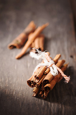 포토 JPG 해외이미지 음식 백그라운드 재료 탁자 건조 요리 사람없음 장식 갈색 막대기 가루 향신료 향 시나몬 해외202004 해외포토 컬러 가구 향미료 파일형식
