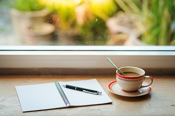 포토 JPG 해외이미지 라이프스타일 커피 음료 백그라운드 휴식 사람없음 컵 다이어리 공책 카페 작업 에스프레소 해외202004 해외포토 식기 컨셉 문구용품 생활 상점 사무용품 파일형식