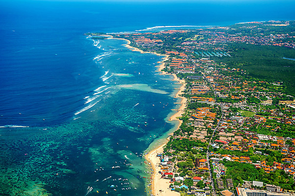 포토 JPG 해외이미지 구름 지구 바다 섬 여행 백그라운드 날개 비즈니스 창문 교통시설 자연 하늘 휴가 비행기 안테나 풍경 사람없음 여름 파란색 우주 맑음 흰색 분위기 항공 인도네시아 제트기 대패 파라다이스 해외202004 해외포토 자연요소 계절 아시아 컬러 교통 컨셉 통신 항공교통 날씨 대중교통 시설 생태계 파일형식