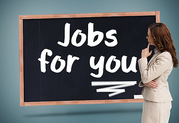 포토 JPG 해외이미지 백인 응시 여자 비즈니스 한명 서기 손짓 상반신 성인 옆모습 30대 칠판 턱괴기 비즈니스우먼 메시지 고민 분필 모집 고용 채용 성인여자한명만 카피스페이스 해외202004 해외포토 서양인 1 시선 감정 뷰포인트 모션 사람 장년 공백 구직 직장인 초크 여자한명만 성인여자만 파일형식