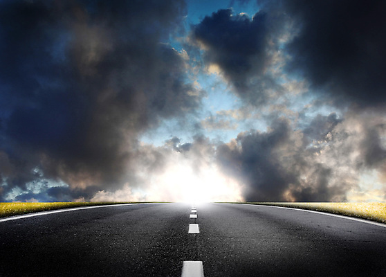 포토 JPG 해외이미지 캐릭터 도로 길 여행 컨셉 자동차 하늘 휴가 거리 스트레스 풍경 사람없음 빛 일몰 운전 사막 시간 고속도로 아스팔트 탈출 주말 눈보라 해외202004 해외포토 육상교통 교통시설 모션 눈_날씨 노을 파일형식