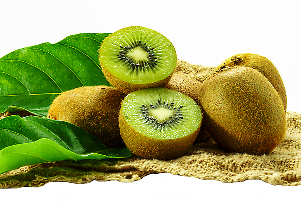 포토 JPG 해외이미지 조각 과일 나뭇잎 키위 사람없음 쌓기 흰배경 슬라이스 해외202004 해외포토 백그라운드 잎 모션 흰색 파일형식