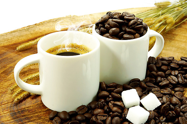 포토 JPG 해외이미지 커피 음료 음식 백그라운드 사람없음 갈색 검은색 흰색 설탕 가득함 오브젝트 향기 모카 해외202004 해외포토 컬러 냄새 파일형식