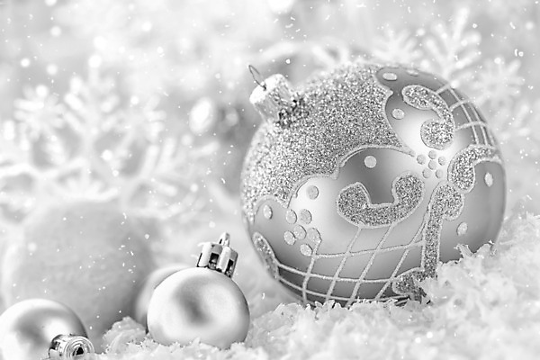 포토 JPG 해외이미지 계절 크리스마스 겨울 공 새로움 기념 매달리기 선물 사람없음 장식 빛 반짝임 축제 장식볼 흰색 눈송이 우아함 은색 12월 해외202004 해외포토 기념일 컬러 컨셉 모션 눈_날씨 날짜 파일형식