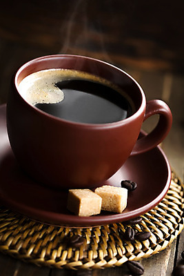 포토 JPG 해외이미지 커피 음료 탁자 사람없음 컵 갈색 식당 검은색 거품 카페 머그컵 뜨거움 설탕 아메리카노 카푸치노 에스프레소 라떼 모카 카페인 맛있는 해외202004 해외포토 식기 컬러 가구 상점 파일형식