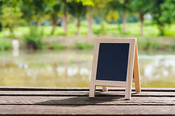 포토 JPG 해외이미지 라이프스타일 교육 백그라운드 비즈니스 텍스트 탁자 아침 프레임 광고판 서기 사람없음 야외 목재 라벨 세일 우주 상점 식당 검은색 칠판 공백 카페 정보 수확 바 발표 메시지 자르기 사인 메뉴 분필 지역 승진 무료 힙스터 카피스페이스 해외202004 해외포토 주간 나무 패션 컬러 가구 농업 재료 모션 알림판 생활 초크 판 파일형식