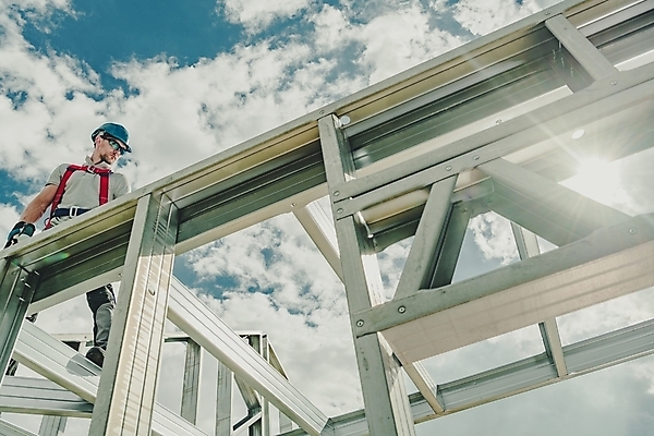 포토 JPG 해외이미지 백인 직업 남자 산업 건축양식 노동자 주택 프레임 골격 한명 안전 건물 장비 고리 위험 충격 건축업자 계약자 철강 해외202004 해외포토 서양인 1 건축물 건축 컨셉 사람 계약 파일형식