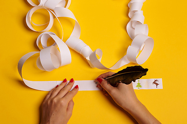 포토 JPG 해외이미지 전통 계절 행복 종이 백그라운드 크리스마스 곡선 휴가 봉투 새로움 관리 선물 사람 사람없음 가로 빨간색 산타클로스 펜 우주 쪽지 공백 수확 축하 신용카드 메시지 큼 편지 연도 깃털 복고 까마귀 깃털펜 옛날 목차 클라우스 해외202004 해외포토 기념일 감정 선 컬러 컨셉 농업 조류 금융 필기구 크기 파일형식