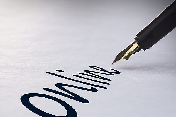 포토 JPG 해외이미지 종이 인터넷 텍스트 사람없음 단어 만년필 웹 기록 페이지 온라인 유행어 해외202004 해외포토 문자 펜 유행 파일형식