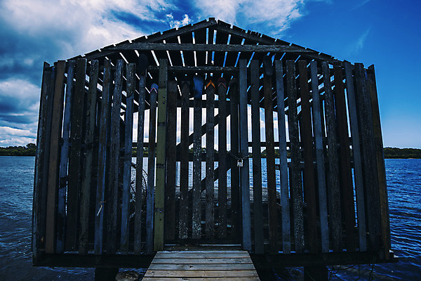 포토 JPG 해외이미지 휴가 풍경 사람없음 목재 물 여름 파란색 강 컬러풀 보트 호주 옛날 해외202004 해외포토 자연요소 나무 계절 컬러 배_교통 재료 오세아니아 파일형식