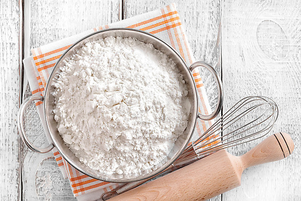 포토 JPG 해외이미지 음식 백그라운드 재료 탁자 요리 사람없음 목재 갈색 금속 주방 흰색 기구 사발 가루 준비 유기농 날것 반죽 밀가루 호밀 통밀 해외202004 해외포토 나무 웰빙 컬러 가구 재질 곡류 사기그릇 밀 파일형식