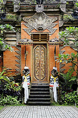 포토 JPG 해외이미지 아시아 종교 건축양식 동양인 사람없음 문 사찰 발리 인도네시아 해외202004 해외포토 건축 나라 섬 종교건축 인종 파일형식